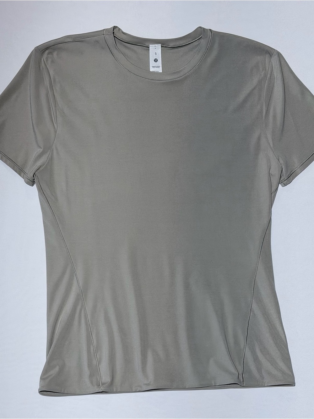 *Lululemon* NWOT Wundermost Ultra-Soft Nulu Hailstone Gray Shirt